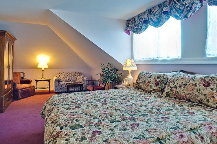 Amethyst Inn ビクトリア エクステリア 写真