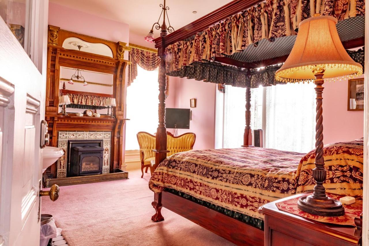 Amethyst Inn ビクトリア エクステリア 写真